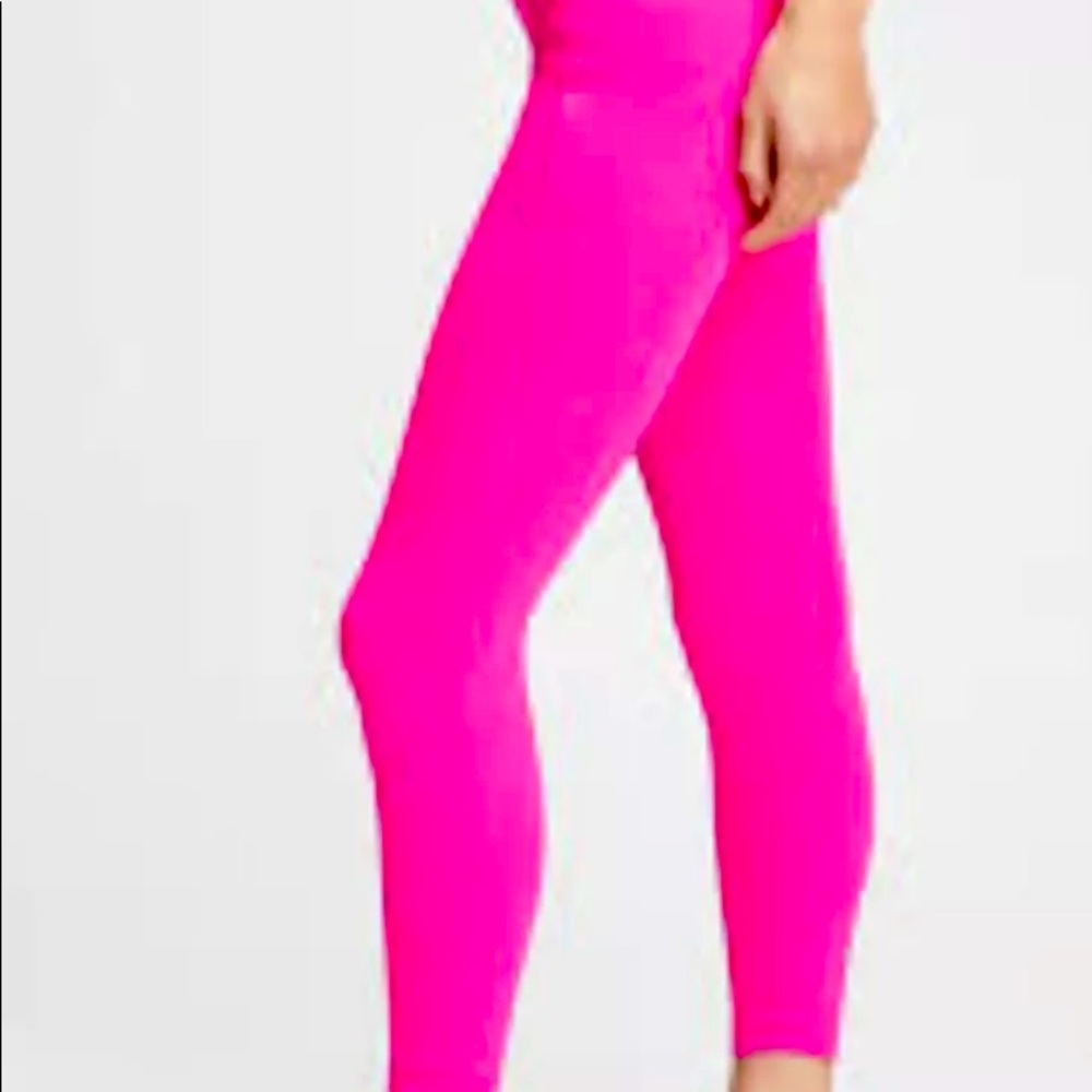 NWT! Gapfit sculpt revolution 7/8 legging SMALL